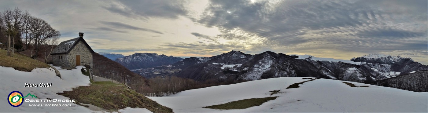 26 Oggi in cielo nubi sparse e velature estese .jpg